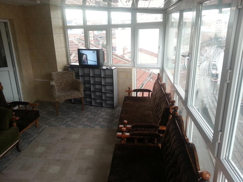 Bulvar Hostel Εσκίσεχιρ Εξωτερικό φωτογραφία